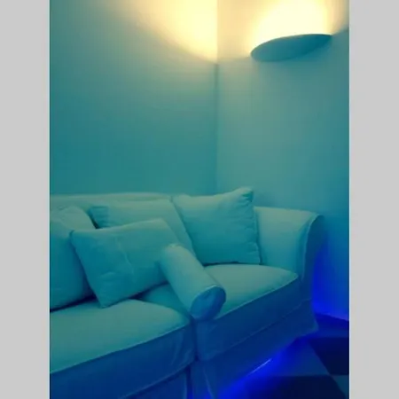 Apartment Lux Apartment ! Swimmingpool ! Parking ! Separate Entrance ! Separate Territory ! *