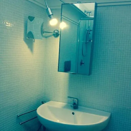Apartment Lux Apartment ! Swimmingpool ! Parking ! Separate Entrance ! Separate Territory ! *