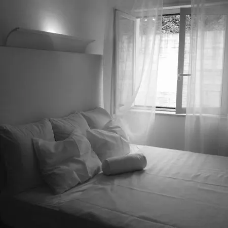 Lux Apartment ! Swimmingpool ! Parking ! Separate Entrance ! Separate Territory ! * Pizzo (Calabria)