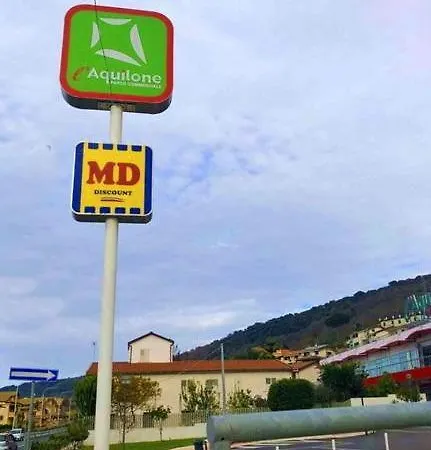 Lux Apartment ! Swimmingpool ! Parking ! Separate Entrance ! Separate Territory ! Apartment *